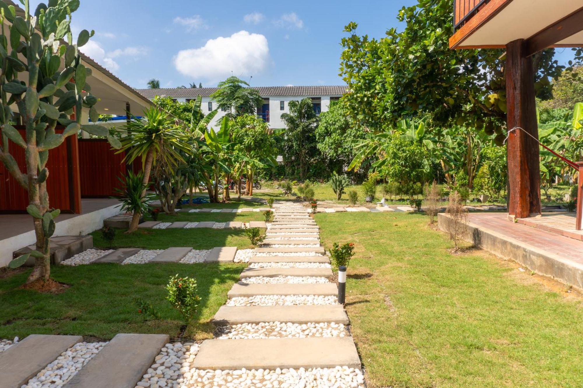 Chill Out Resort Ko Lanta エクステリア 写真