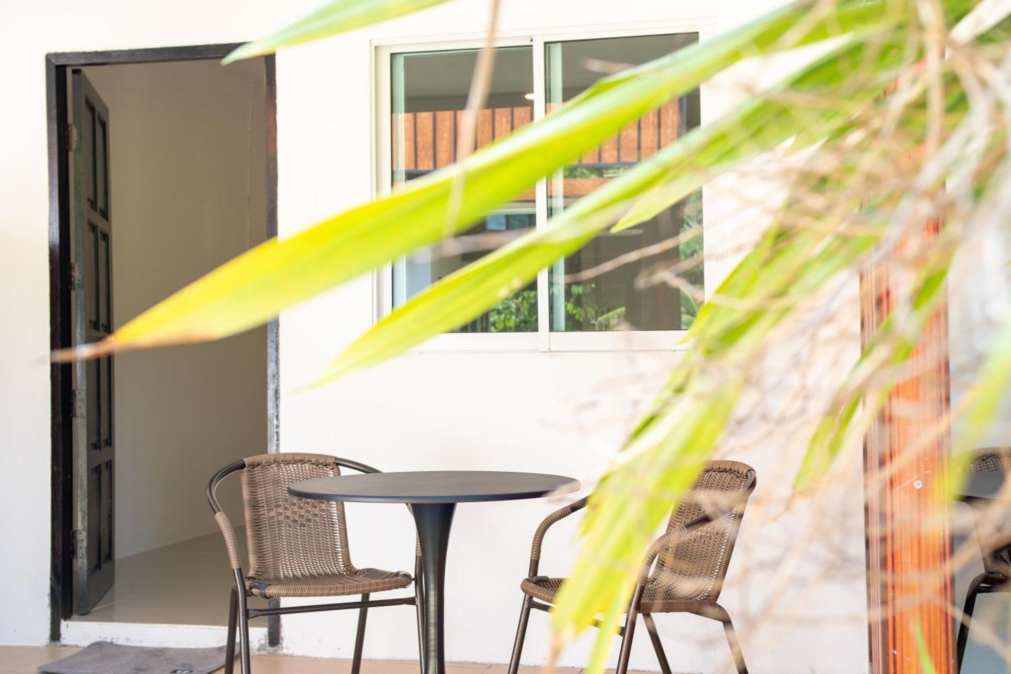 Chill Out Resort Ko Lanta エクステリア 写真